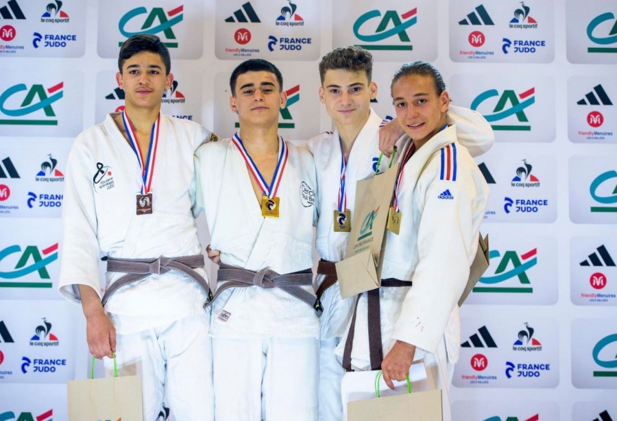 Rasul champion de France, Islam en bronze