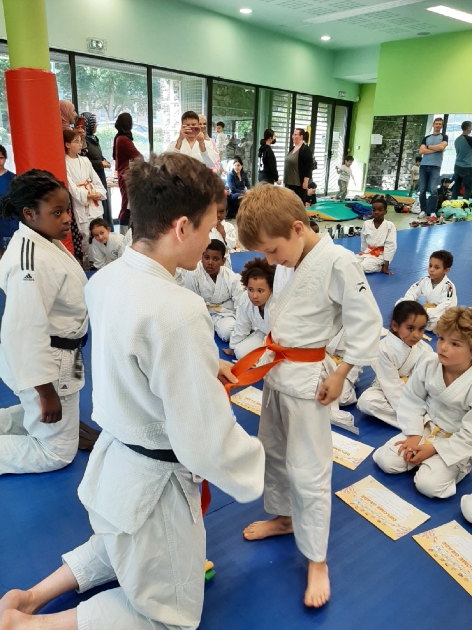 Remise des ceintures - dojo des Gayeulles